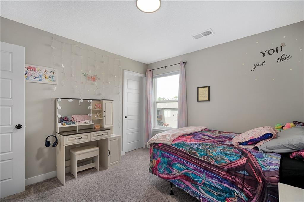 18738 Ocheltree Street — photo 33