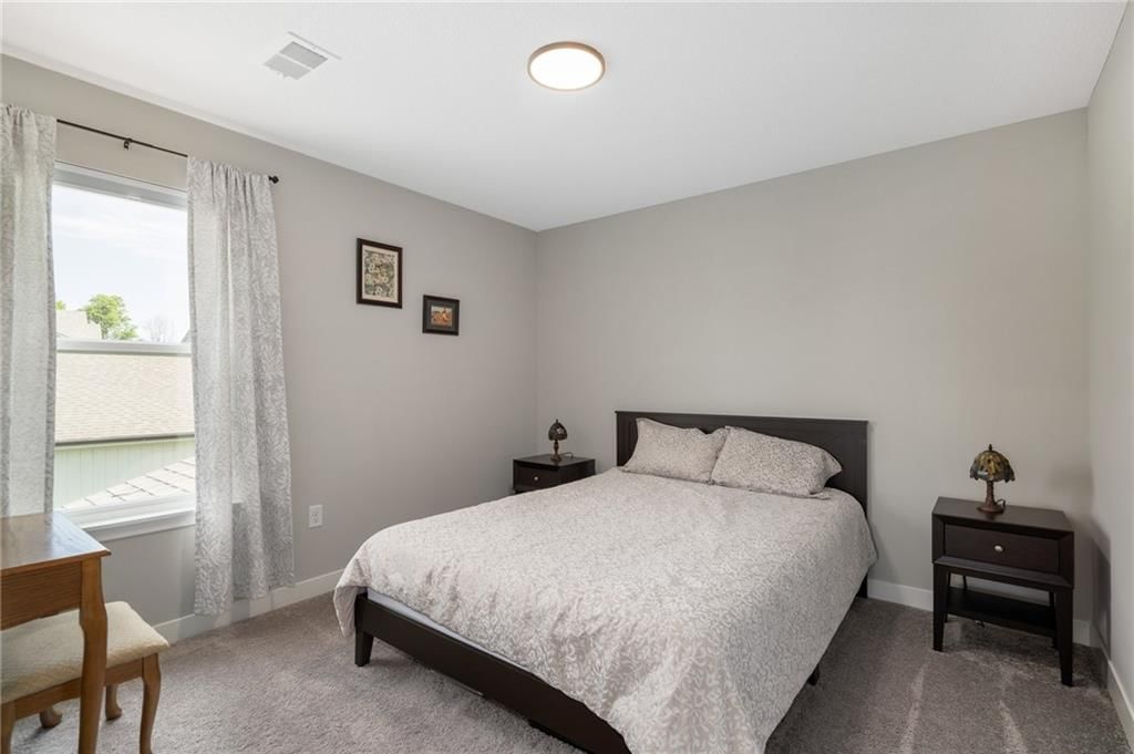 18738 Ocheltree Street — photo 35