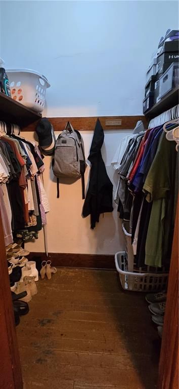 906 N Pine Street — photo 30