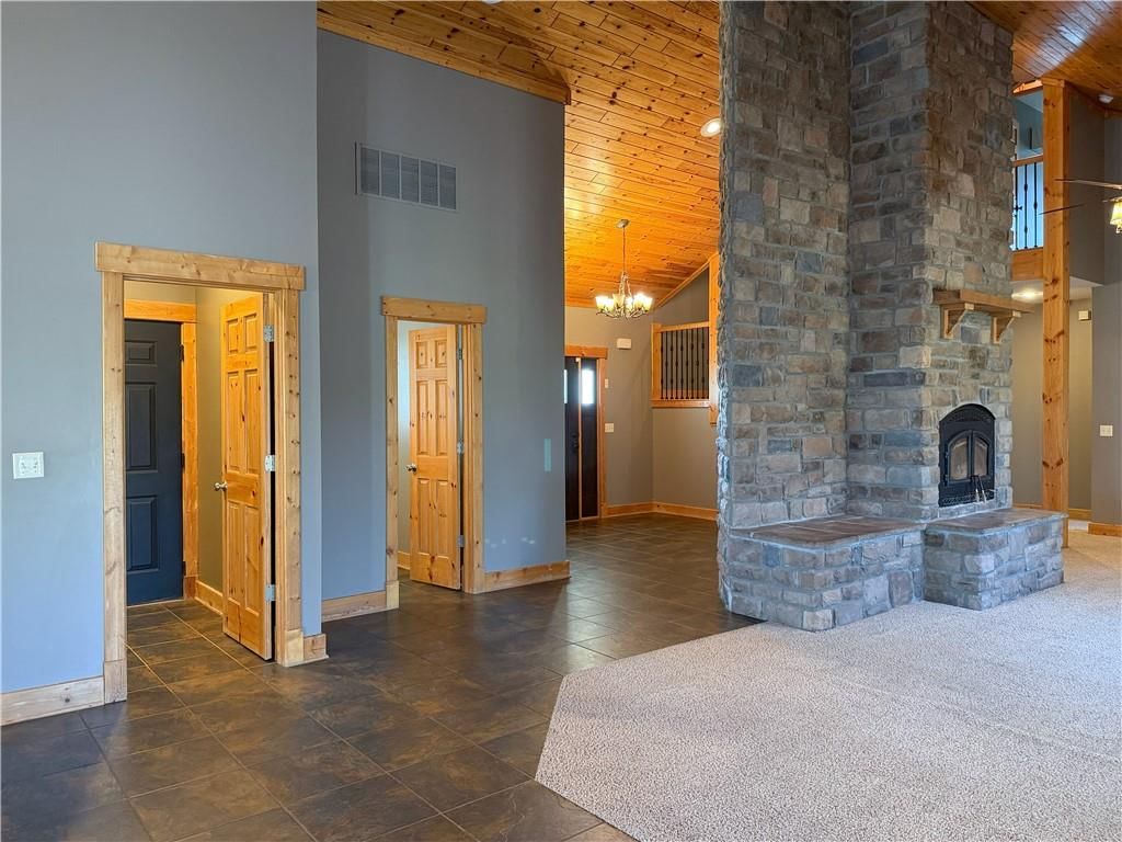 1028 N 600 Road — photo 11