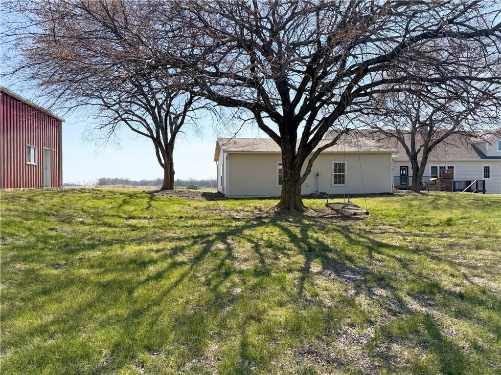 1028 N 600 Road — photo 32