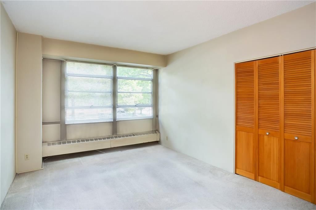 333 W Meyer Boulevard — photo 9
