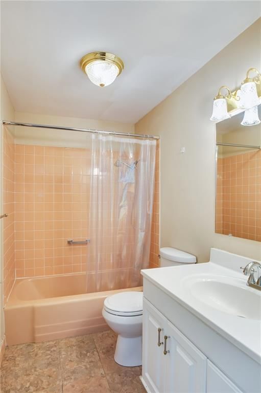 333 W Meyer Boulevard — photo 11