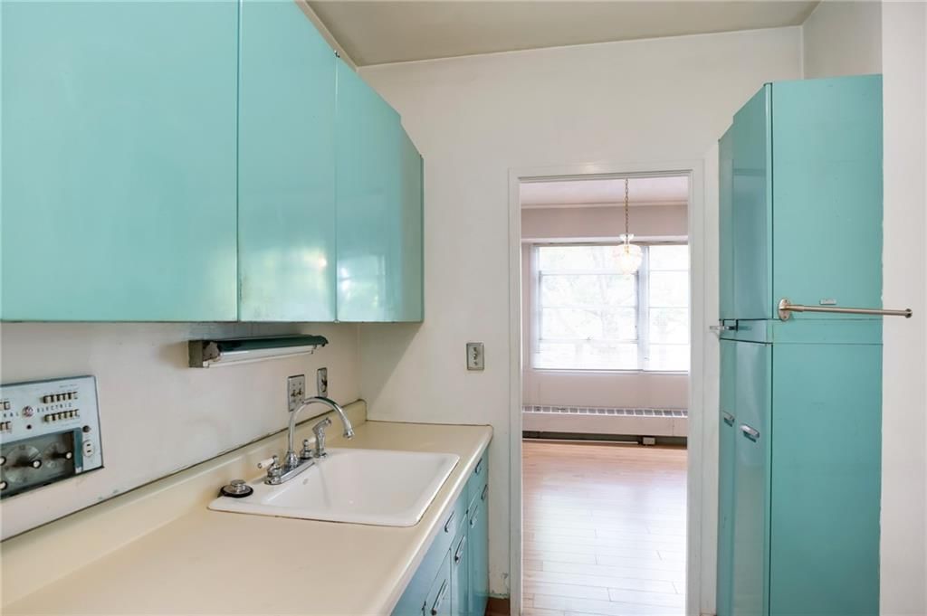 333 W Meyer Boulevard — photo 12