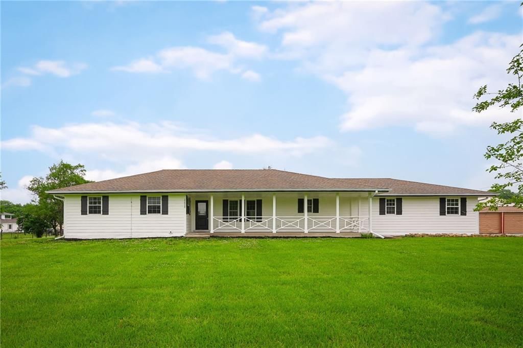 22922 Bedford Road — photo 7