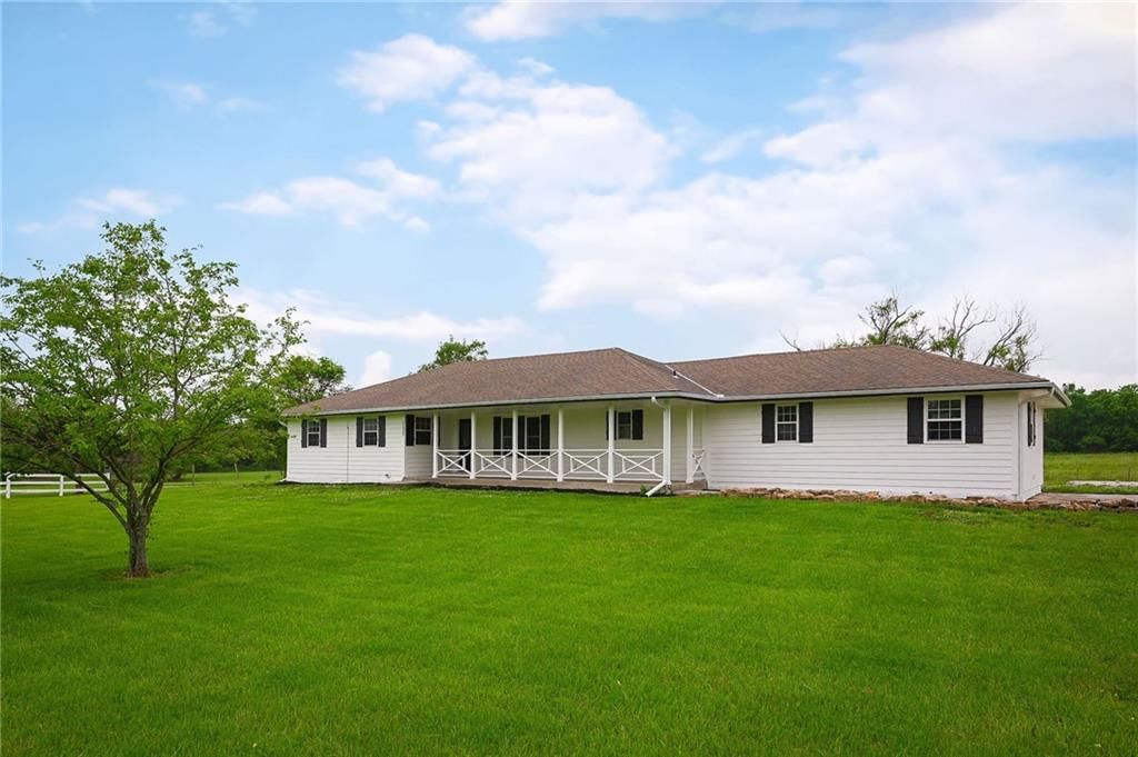 22922 Bedford Road — photo 8