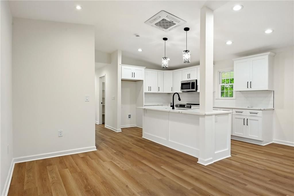 22922 Bedford Road — photo 11