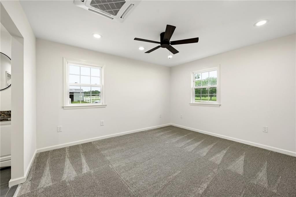 22922 Bedford Road — photo 20