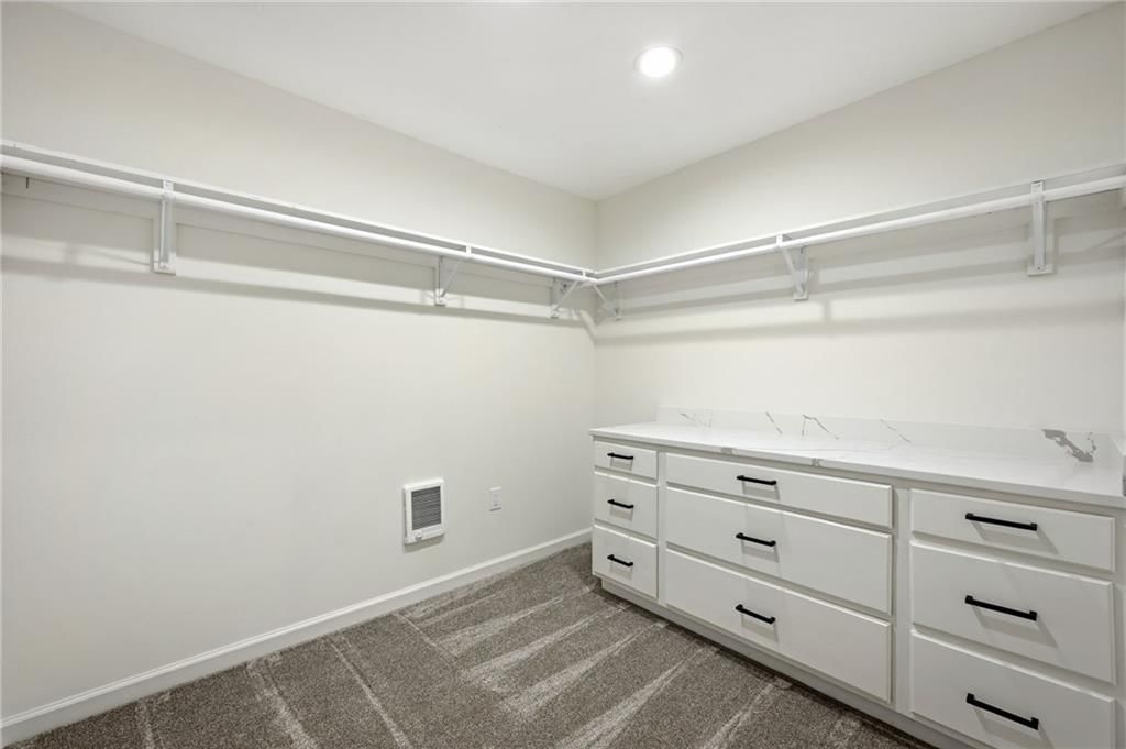 22922 Bedford Road — photo 24