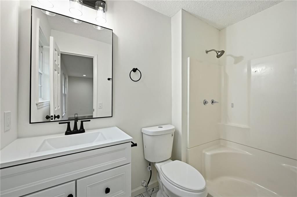 22922 Bedford Road — photo 30