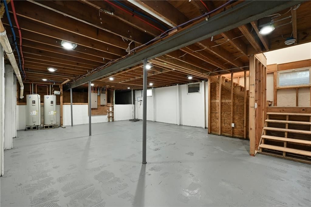 22922 Bedford Road — photo 33