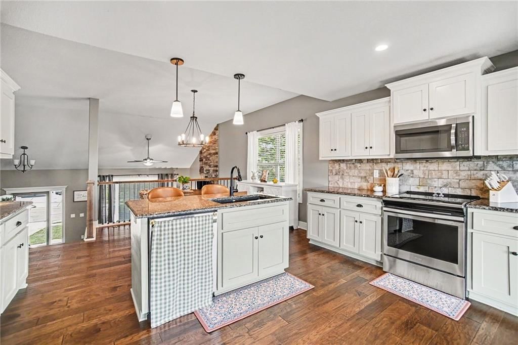 3907 NE 91 Terrace — photo 10