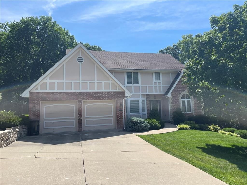 1609 Ridge Road, Leavenworth, KS: listing photo 2