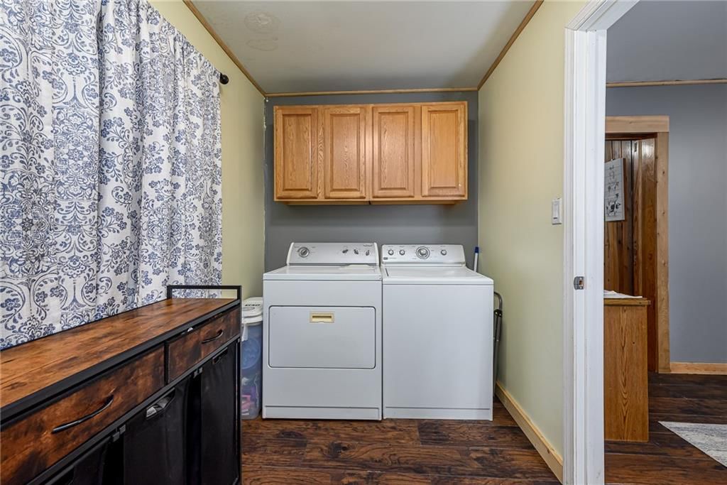 237 Allcutt Avenue — photo 9