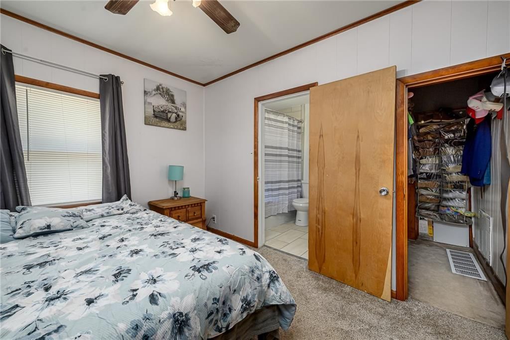 237 Allcutt Avenue — photo 12
