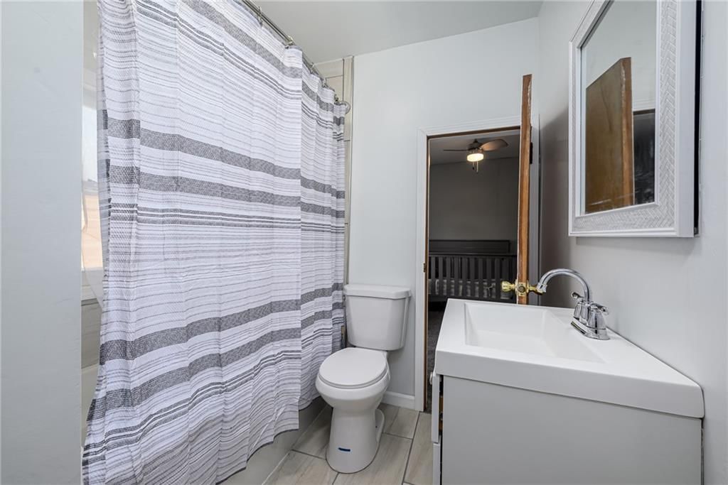 237 Allcutt Avenue — photo 13