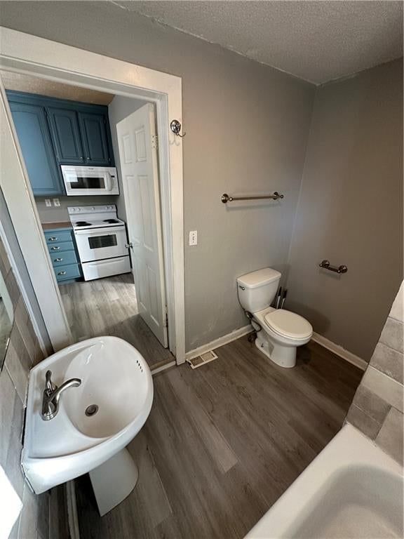 1111 W 44TH Street — photo 39