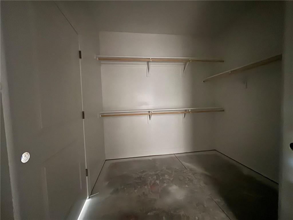 4810 S Creek Woods Drive — photo 16