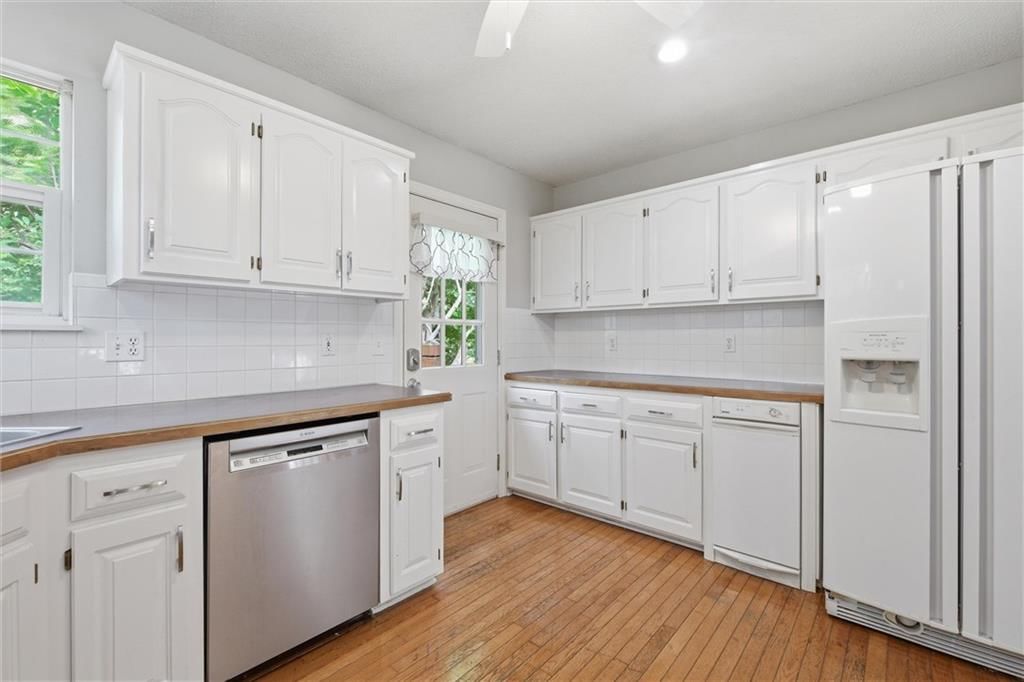 15358 RILEY Street — photo 13