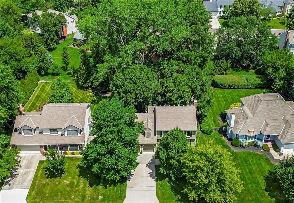 7930 W 117th Street — photo 32