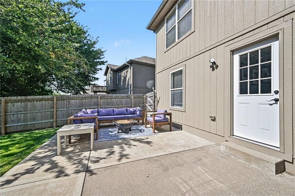 8427 N Kensington Avenue — photo 28