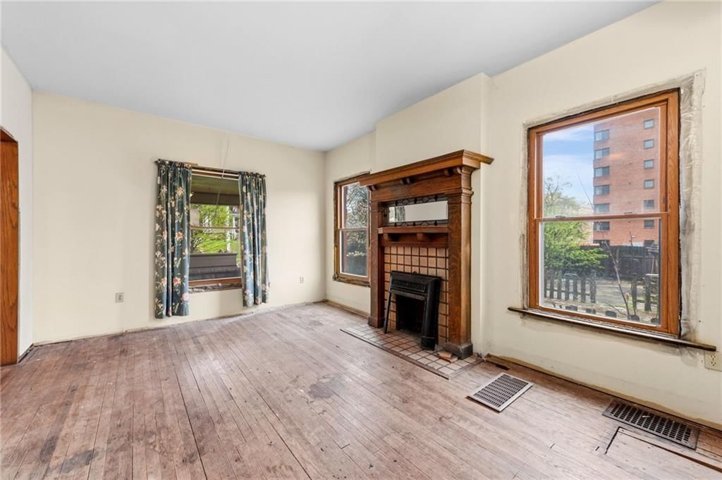 3424 Holmes Street — photo 16