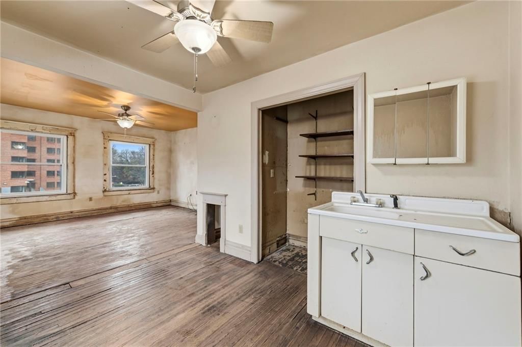 3424 Holmes Street — photo 19