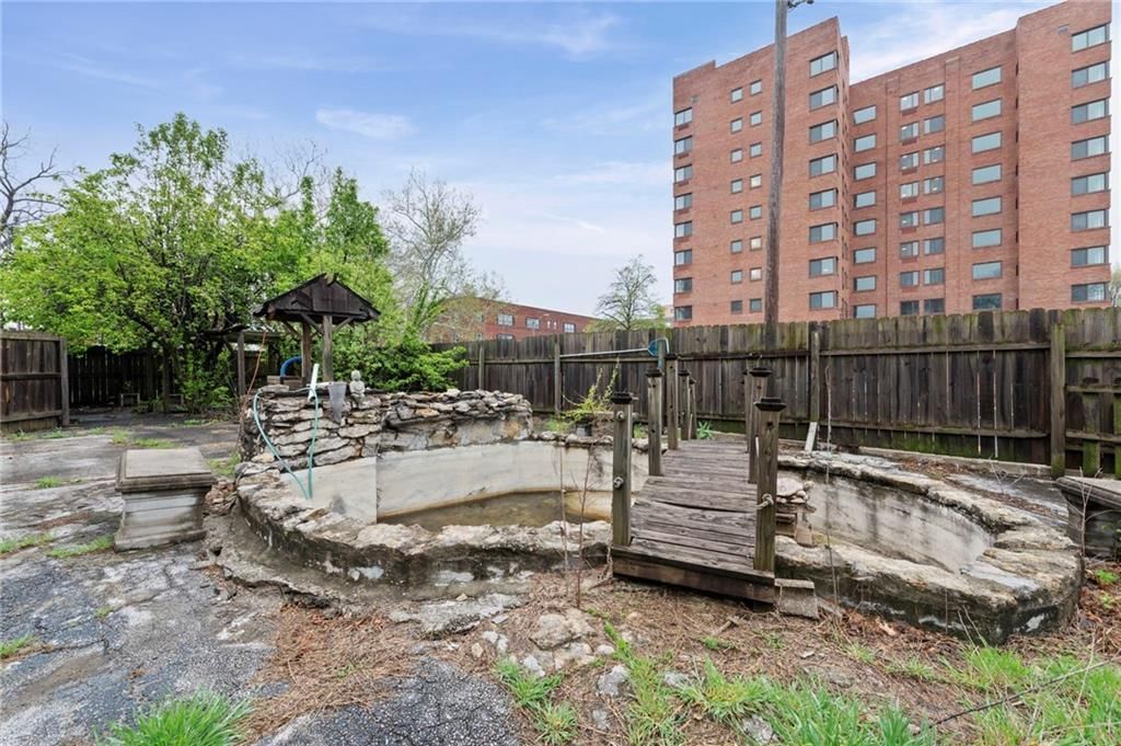3424 Holmes Street — photo 35