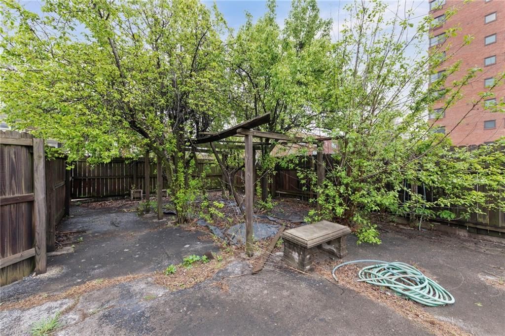 3424 Holmes Street — photo 36