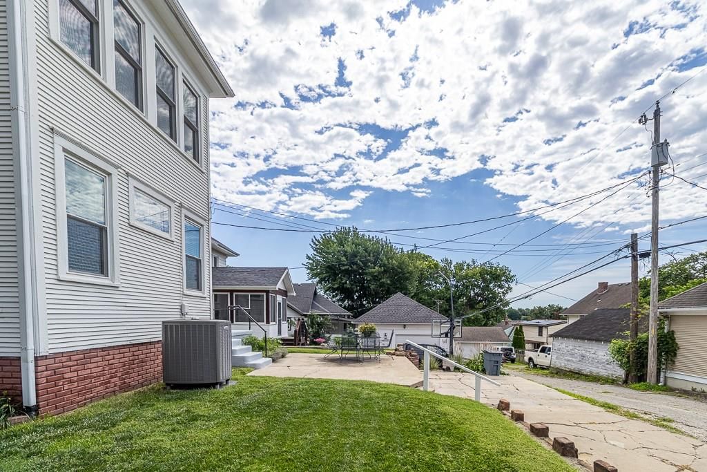 2602 Felix Street — photo 12