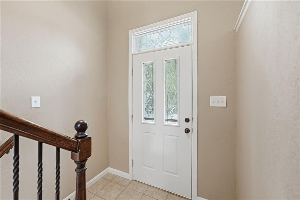 305 SW Marion Lane — photo 4