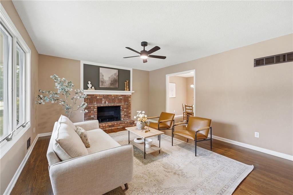 305 SW Marion Lane — photo 8