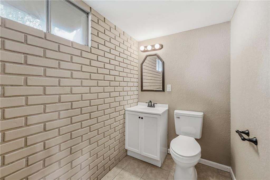 305 SW Marion Lane — photo 32