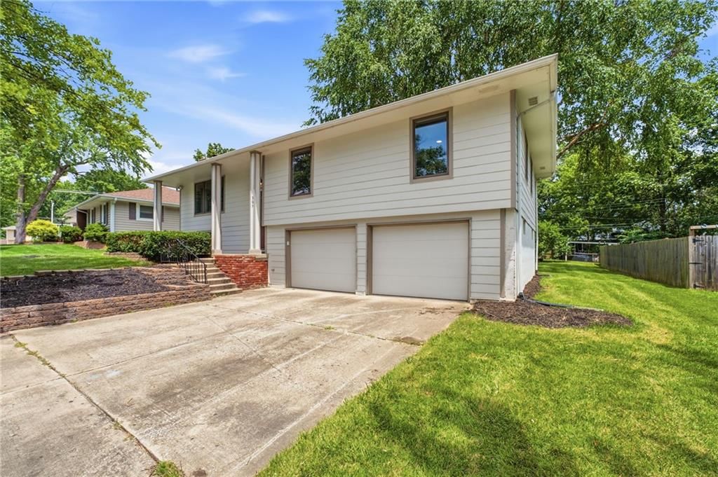 305 SW Marion Lane — photo 36