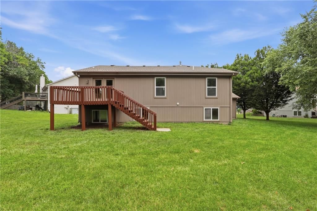 720 SE James Circle — photo 30
