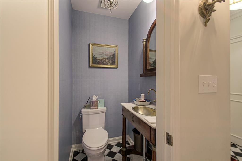 6300 Belinder Avenue — photo 6