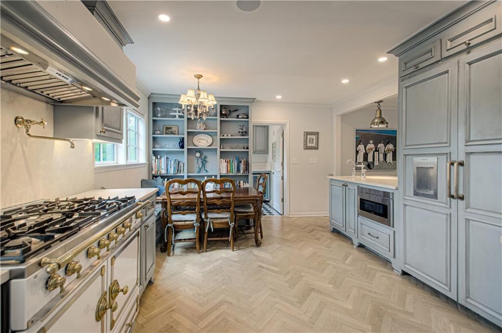6300 Belinder Avenue — photo 20