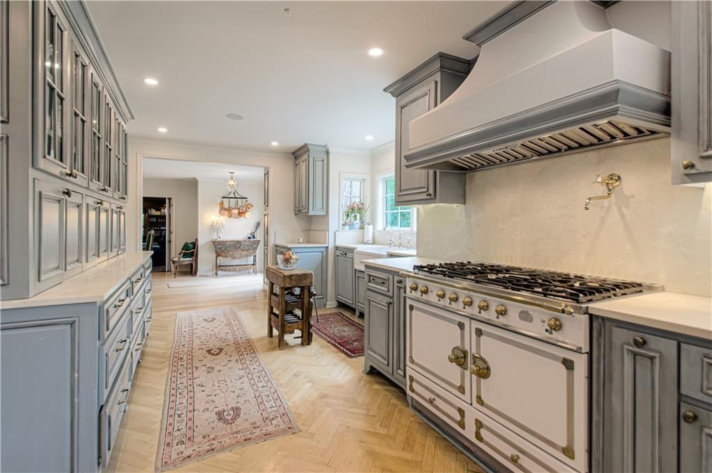 6300 Belinder Avenue — photo 22