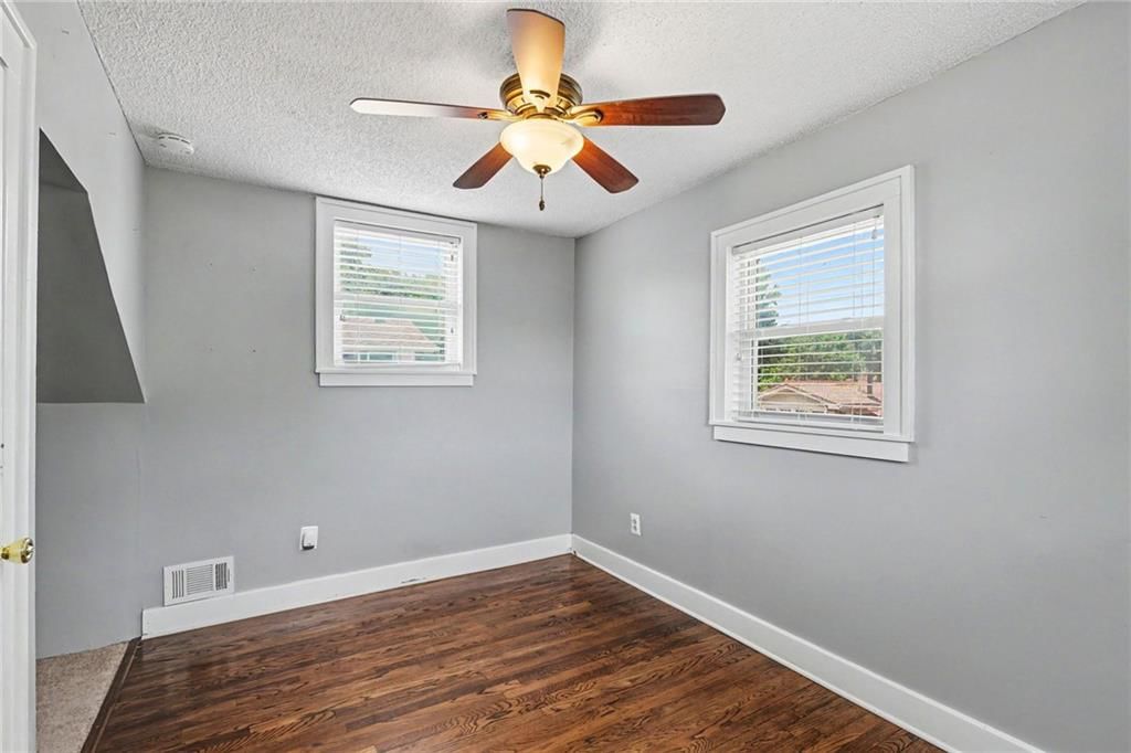 5642 Harrison Street — photo 19