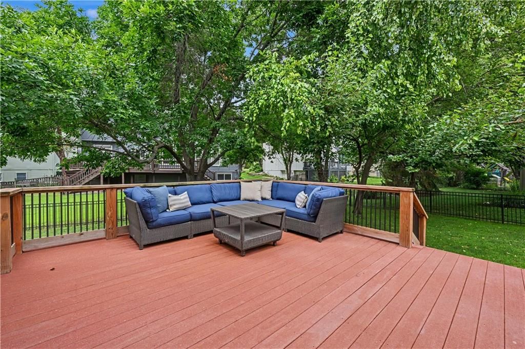 14022 Briar Street — photo 47