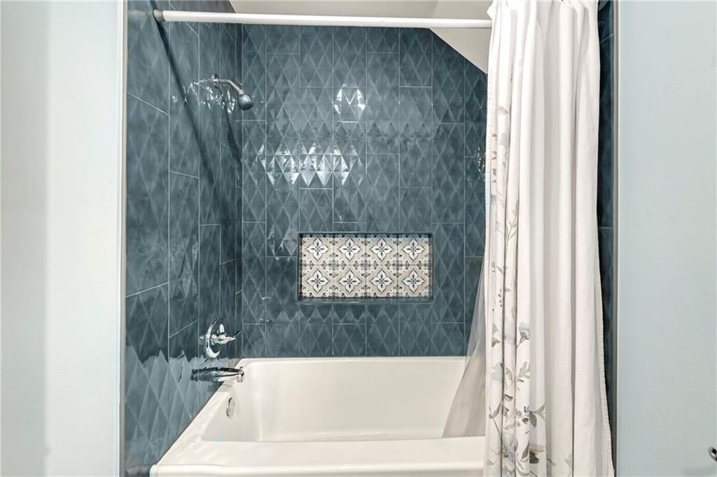 8821 W 115th Terrace — photo 32