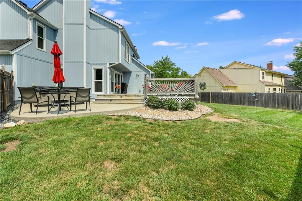 8821 W 115th Terrace — photo 40