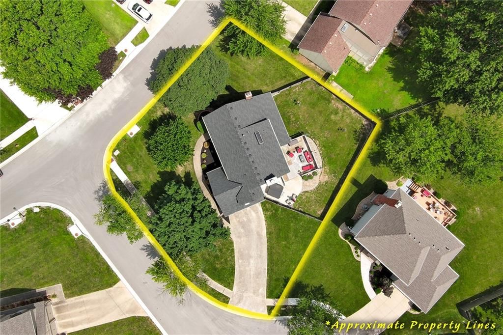 8821 W 115th Terrace — photo 47