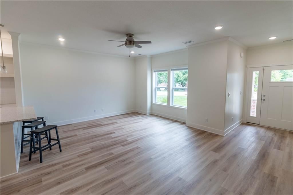 5016 Mulberry Terrace — photo 7
