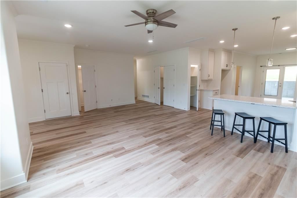5016 Mulberry Terrace — photo 8