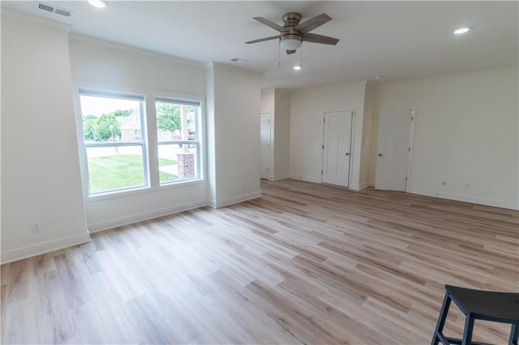 5016 Mulberry Terrace — photo 9