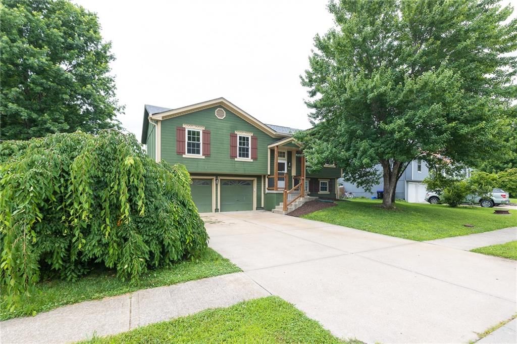 410 Copeland Drive — photo 2