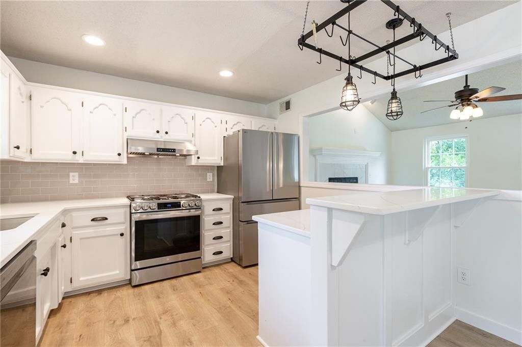 410 Copeland Drive — photo 6