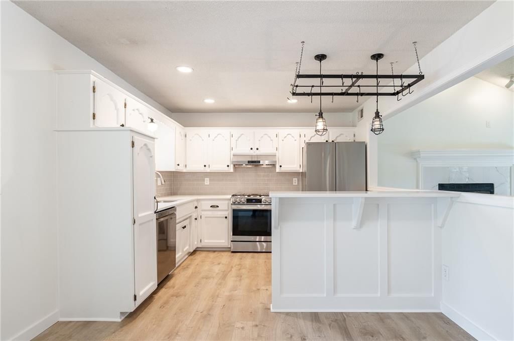 410 Copeland Drive — photo 8