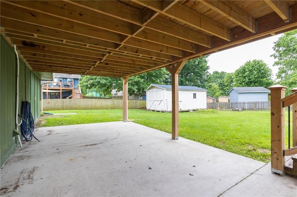 410 Copeland Drive — photo 32